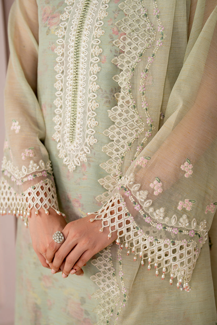 Baroque | Formals | UF-4188